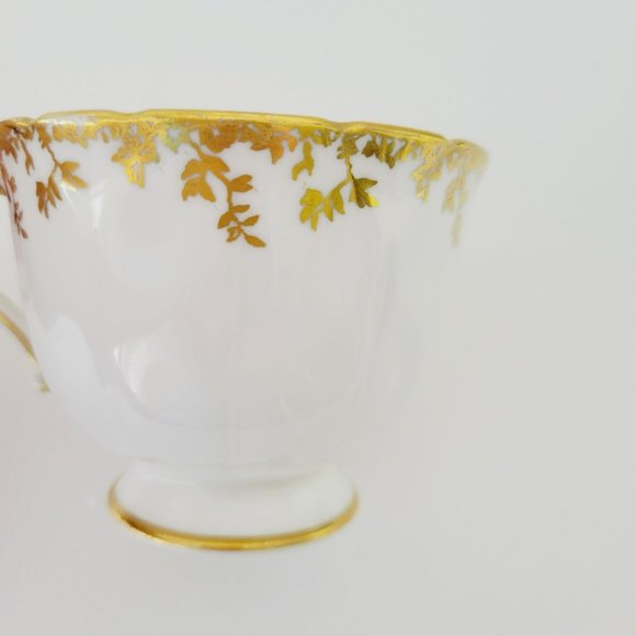 Aynsley Floral & Gold Ivy Teacup, Pink & White Floral Vintage England Bone China - Picture 4 of 10